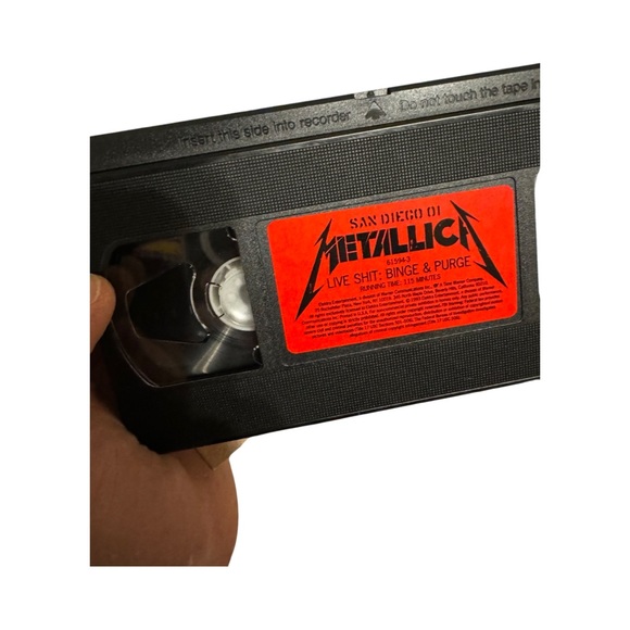Metallica Live Shxt Binge and Purge VHS Set:  Like NEW! 90’s Concert Film - Picture 8 of 12